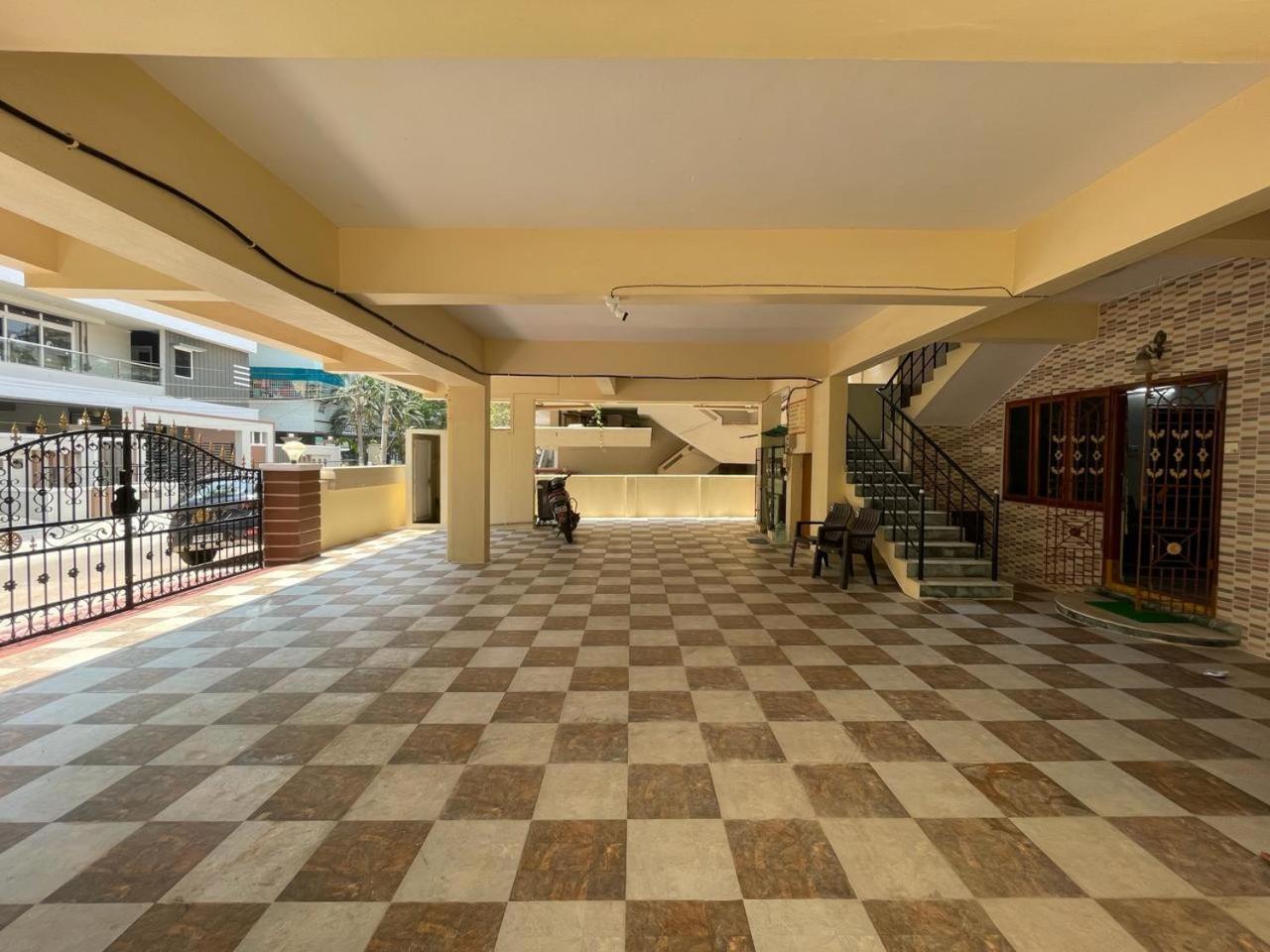 Servostay 5 Fully Furnished 2 Bhk Flats In Mvp Colony, Vizag ヴィシャーカパトナム エクステリア 写真